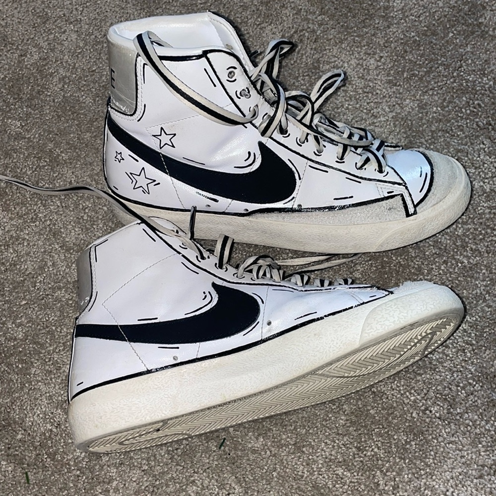 Custom painted high top Nikes 
Size 7